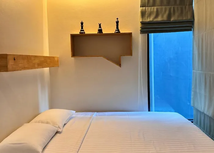 Varrzon Srinakarin 56 Apartment